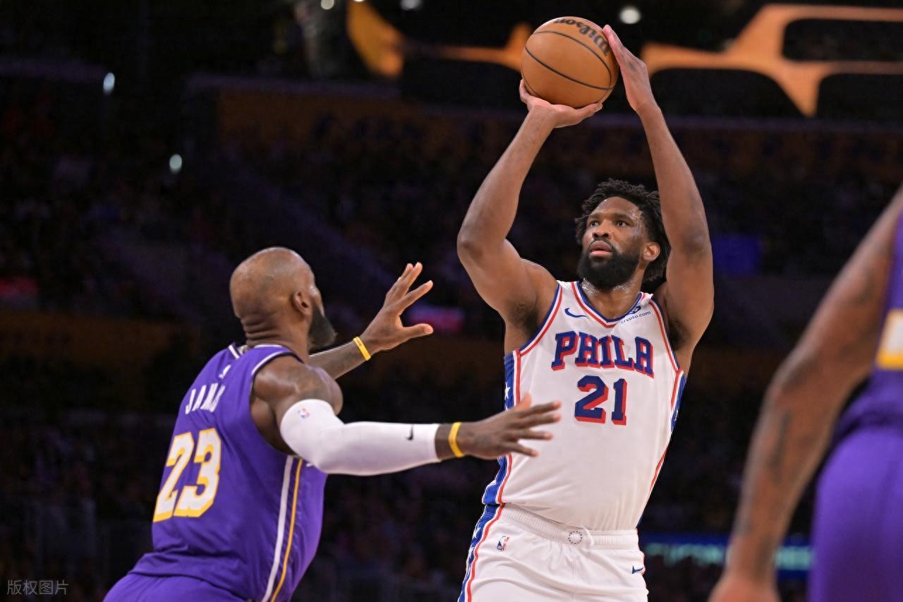 东契奇伤退，湖人逆转76人，谁是赢球功臣？数据不说谎！里皇太强