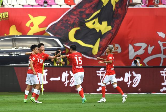 逆转取胜广州队缓解压力 伤员回归卡帅赞许洛国富